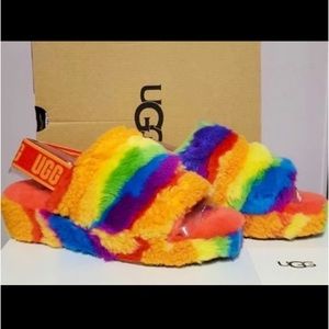 NEW UGG FLUFF YEAH SLIDE CALI COLLAGE